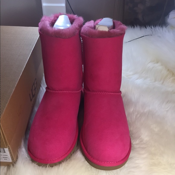 New Authentic UGG Bailey bow boots - Picture 1 of 8